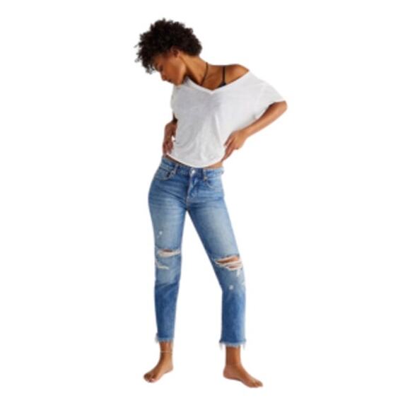 MSRP $128 We The Free Distressed Cropped Straight Denim Size 27 SAME DAY SHIP - Picture 1 of 8